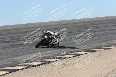 media/Oct-13-2025-Moto Forza (Mon) [[a66d839500]]/2-A Group/Session 2 (Bowl)/